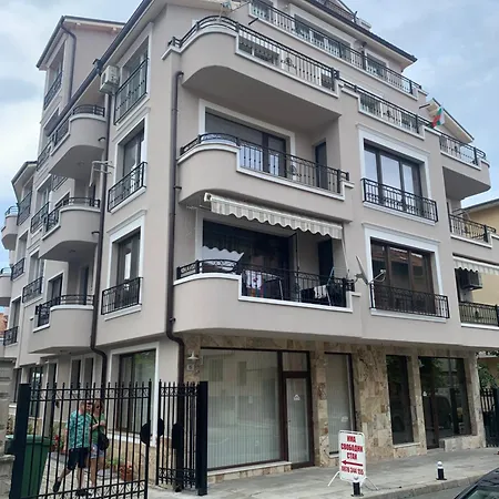 Sea View Briz شقة نيسيبار