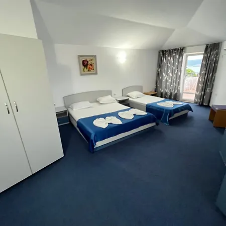 Sea View Briz Apartment Nesebar