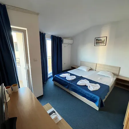 Sea View Briz Apartment Nesebar